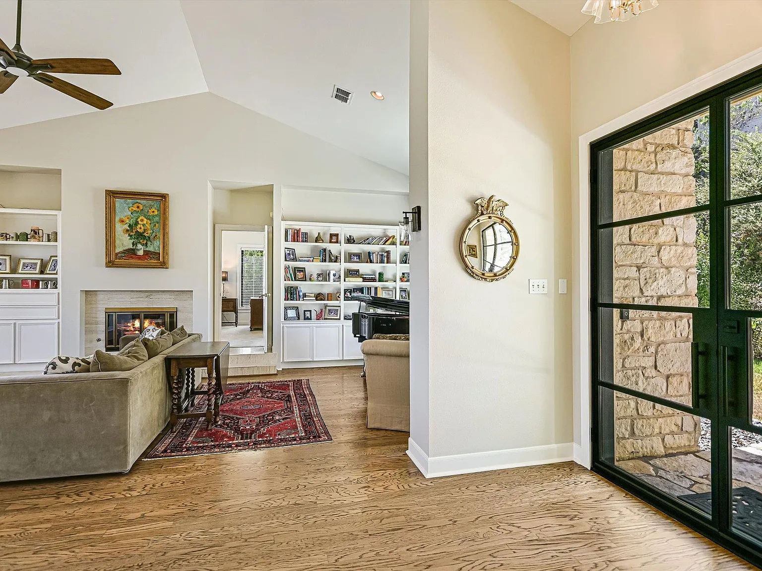 4 bed, 3.5 bath, 3066 sqft, $6,250 — Photo 3