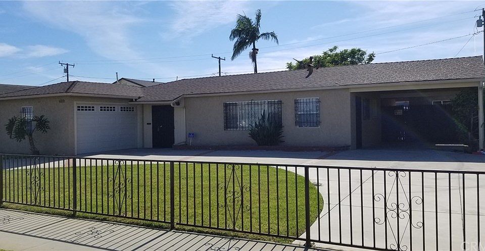 1st image of 3155 Fashion Ave