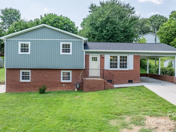 204 Shannonbrook Dr, Newton, NC 28658