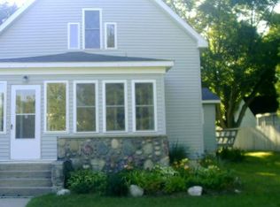620 N Bowery Ave, Gladwin, MI 48624