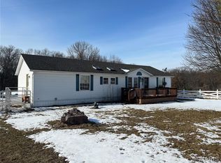 79 Pinnacle Lake Rd, New Florence, MO 63363