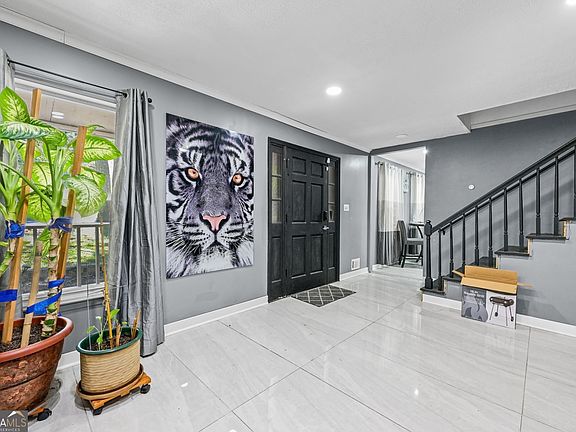 5th image of 488 Allana Ct