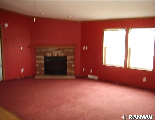 3rd image of 2856 W Townline Road