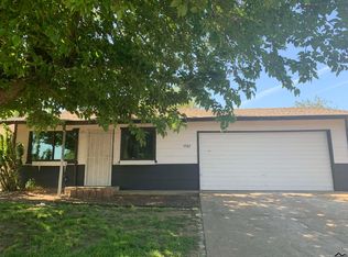 1982 Spruce Cir, Anderson, CA 96007