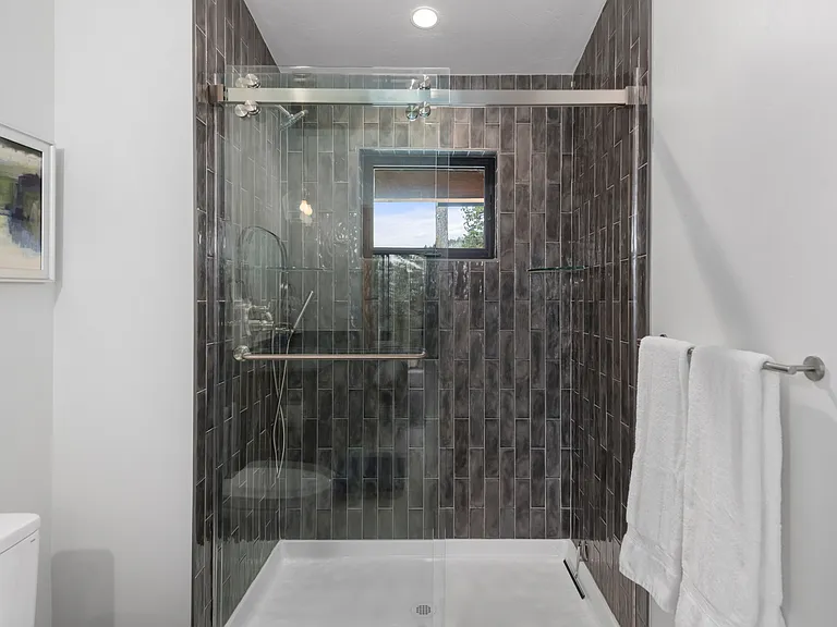 945 Nob Hill Rd #3 — Photo 30