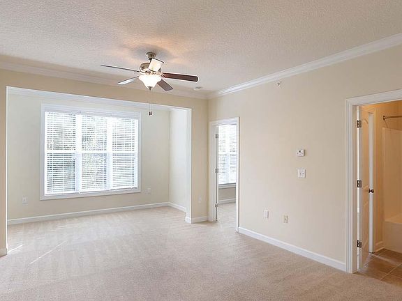 Sunroom / Living Room