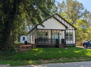 128 College Dr, Barnesville, GA 30204
