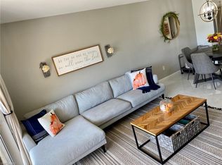 300 Forest Lakes Blvd APT 111, Naples, FL 34105