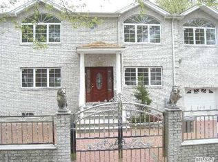 249-16 64th Ave, Little Neck, NY 11362