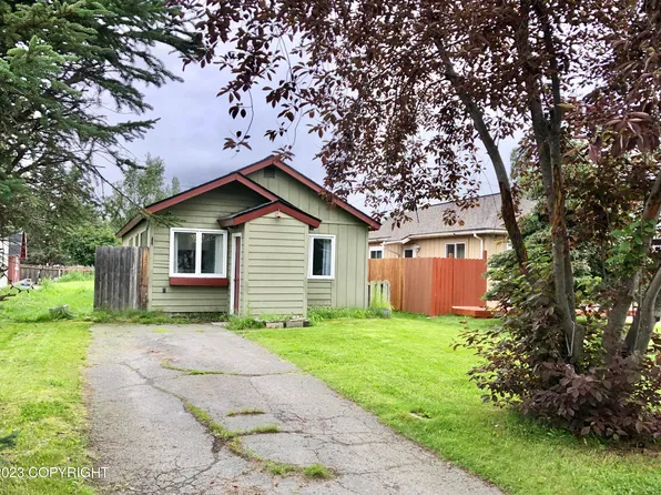 7623 Chaimi Loop, Anchorage, AK 99504