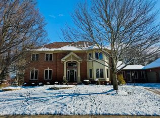 86 Cressingham Ln, Powell, OH 43065