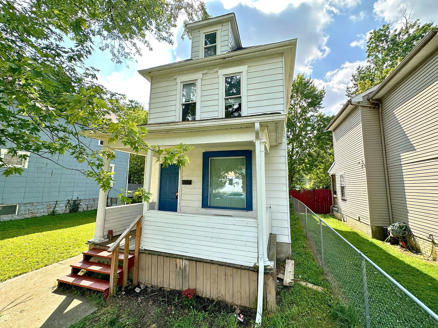 309 Whitethorne Ave photo 1