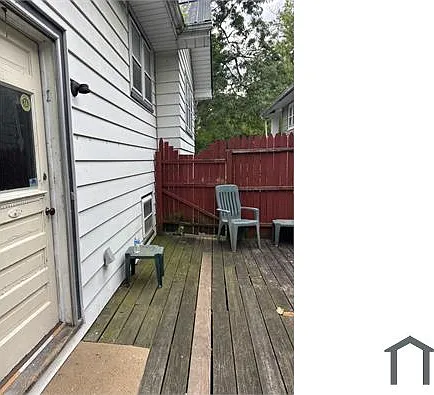 1918 Benjamin St — Photo 4