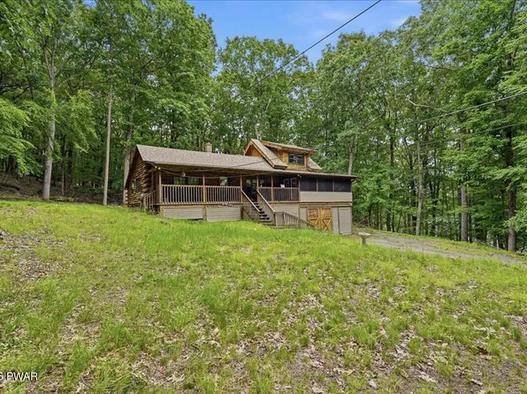 105 Alta Ln, Tafton, PA 18464