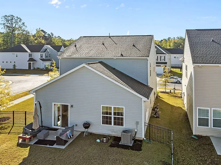 18045 Stark Way — Photo 29
