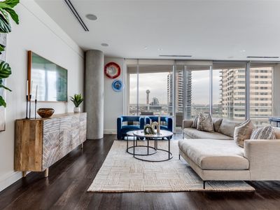 2408 Victory Park Ln APT 1134, Dallas, TX, 75219