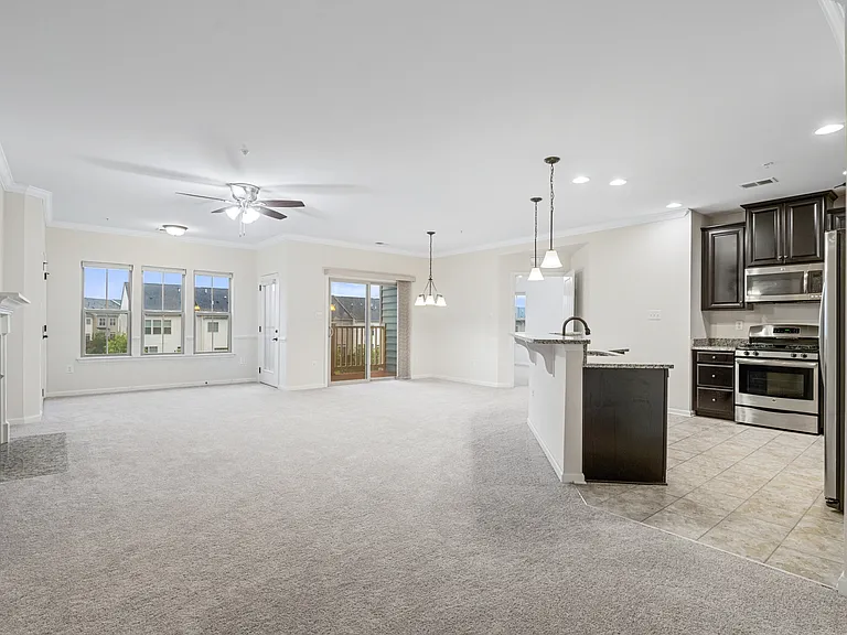 6501 Walcott Ln #1-301 — Photo 2