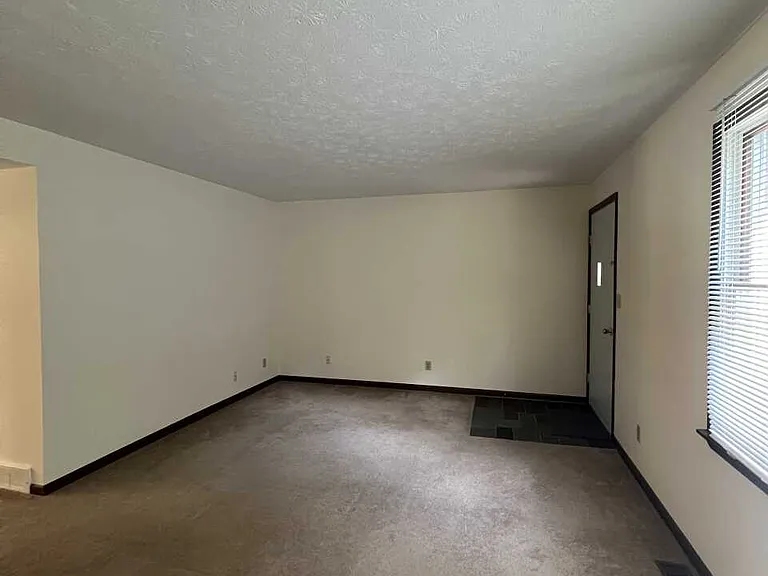 87 Fredonia Rd #1 — Photo 5