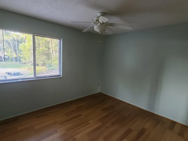 140 Laughing Gull Ct — Photo 21