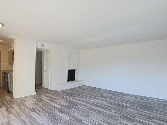 4th image of 4063 Warwick Blvd APT 3