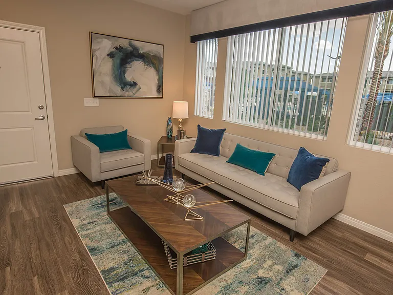B3 1140 SQFT 2 Bed 2 Bath
