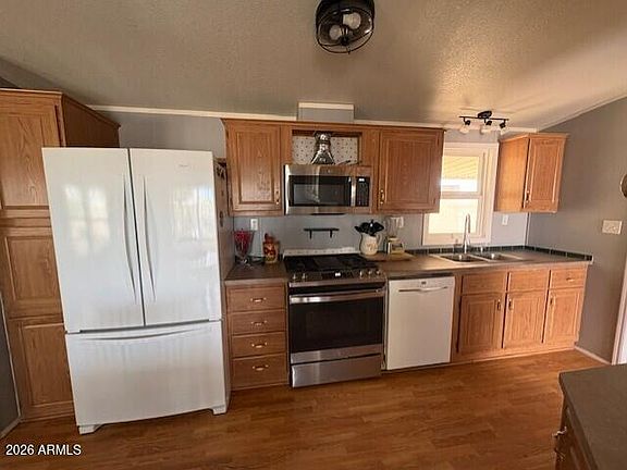 5th image of 18140 W CAROL Avenue