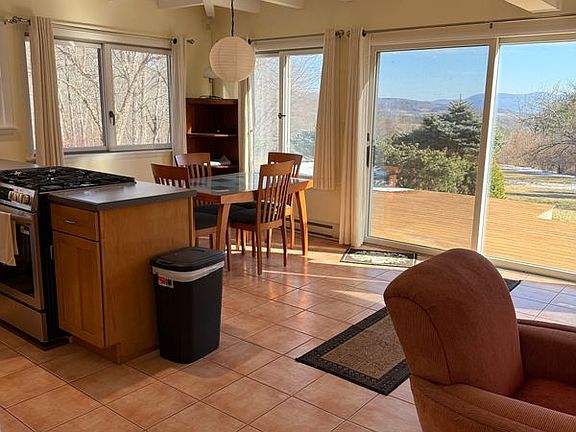 5th image of 2509 Skiparee Rd