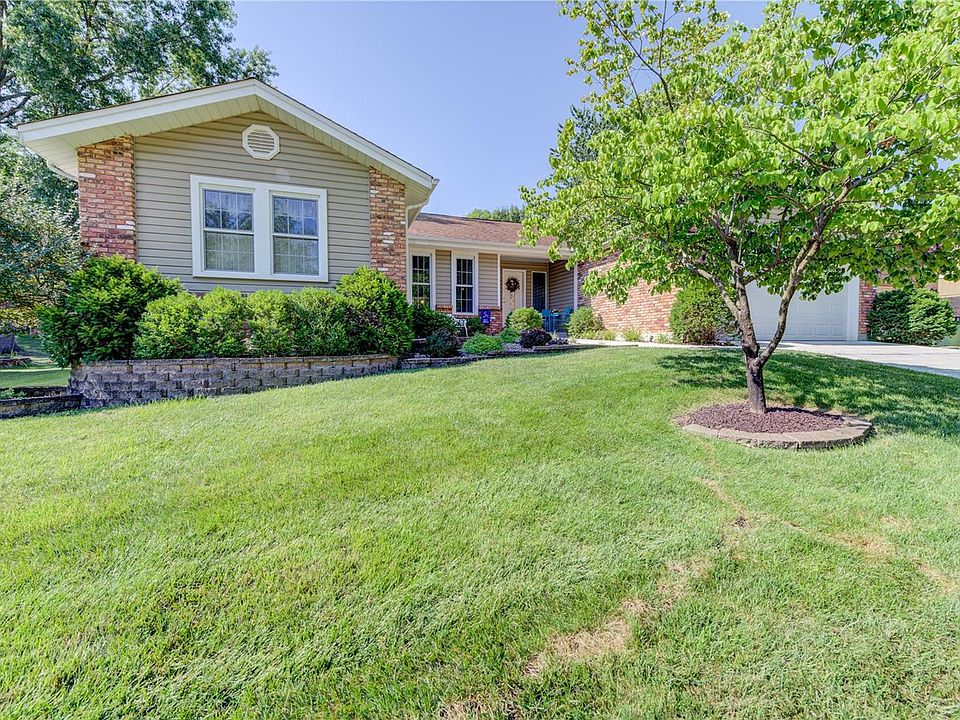 4500 Skyridge Dr, Saint Louis, MO 63128 Zillow