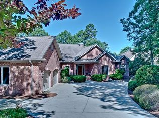 803 Clearlake Point, Seneca, SC 29672