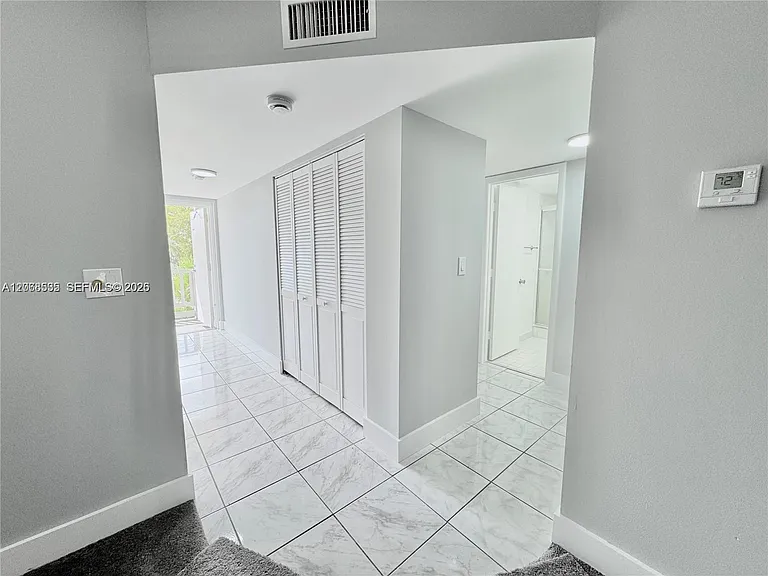 1075 Riverside Dr #302 — Photo 14
