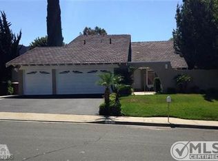 37 Greenmeadow Ave, Thousand Oaks, CA 91320
