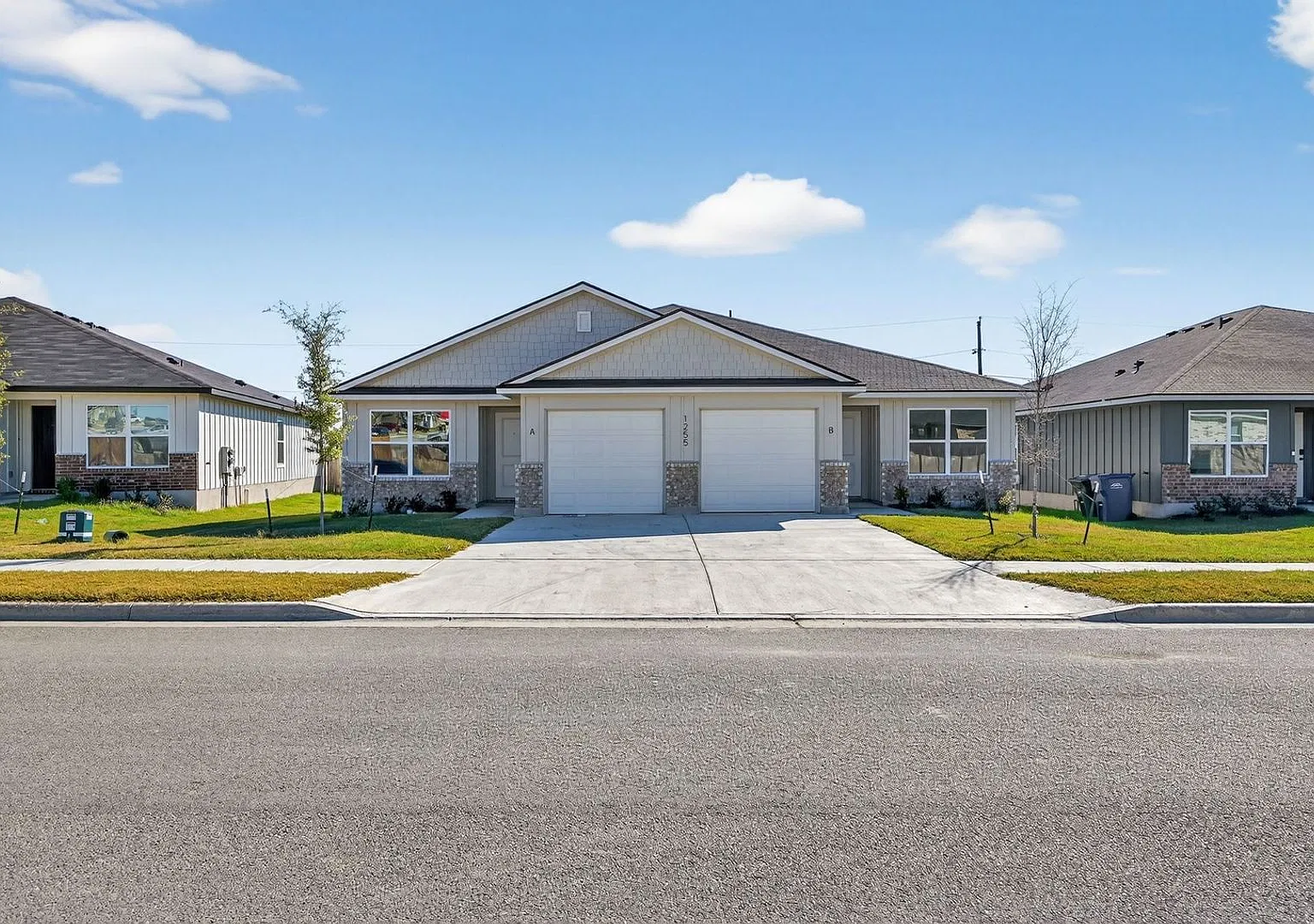 Charming 3BR Duplex in Copperas Cove — Photo 1