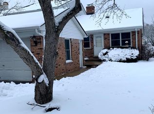 1901 Pepper Valley Dr, Geneva, IL