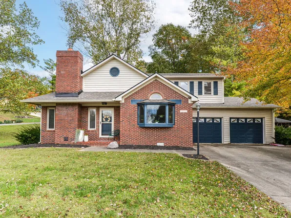 8513 Brae Ct, Mooresville, IN 46158