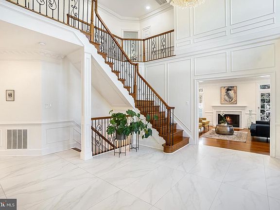 5th image of 9646 Eagle Ridge Dr