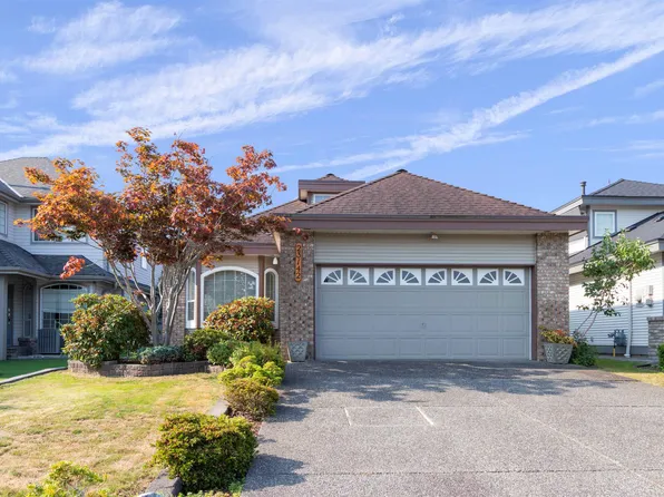 23142 121a Ave, Maple Ridge, BC V2X 1C3