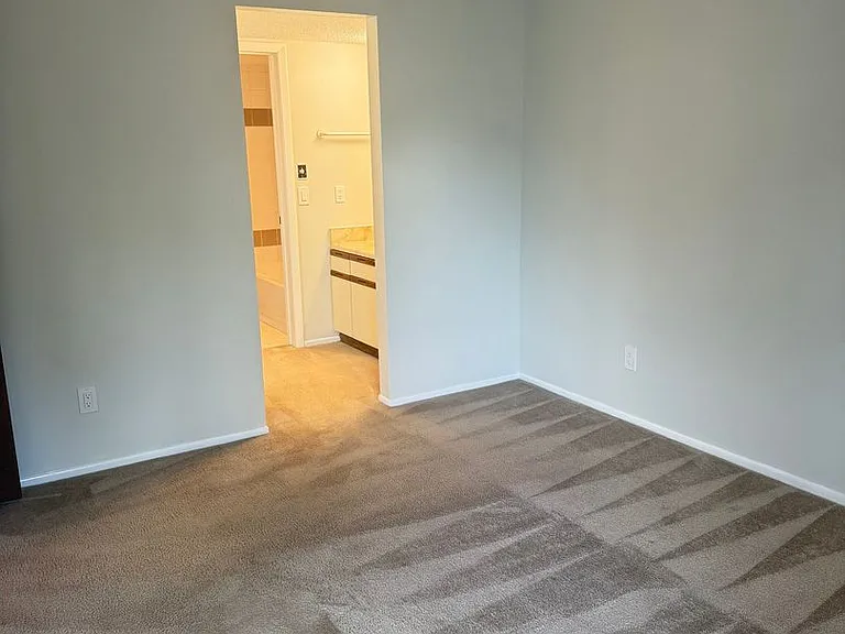 Whitfield Village Apartments — Photo 16