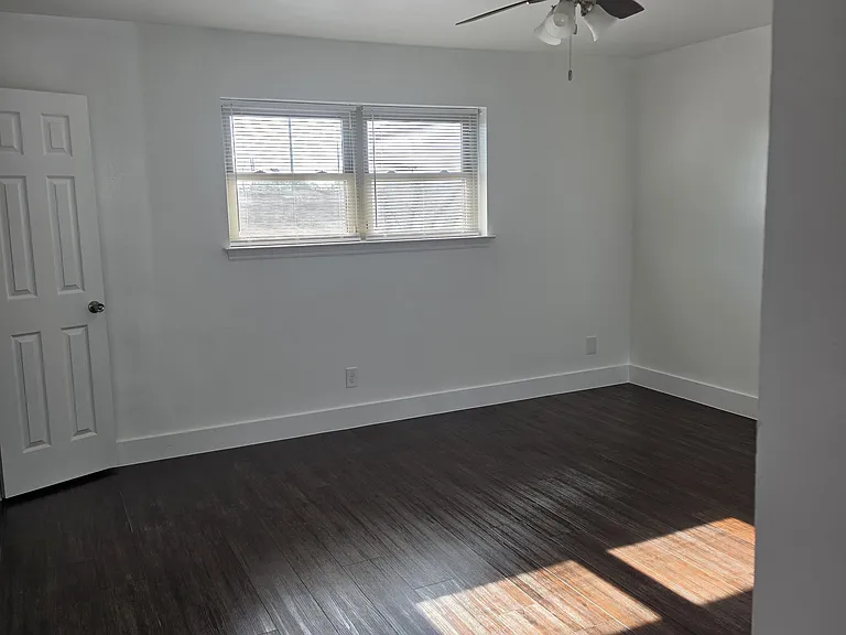 7937 Royal Ln #124 — Photo 10