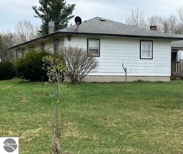 4419 Ten Mile Rd, Evart, MI, 49631