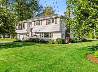 38 Rockland Dr, Brockton, MA 02301
