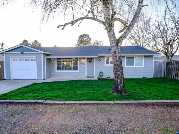 4765 Swegle Rd NE, Salem, OR 97301