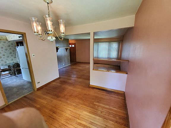 4th image of 25 Wagner Dr