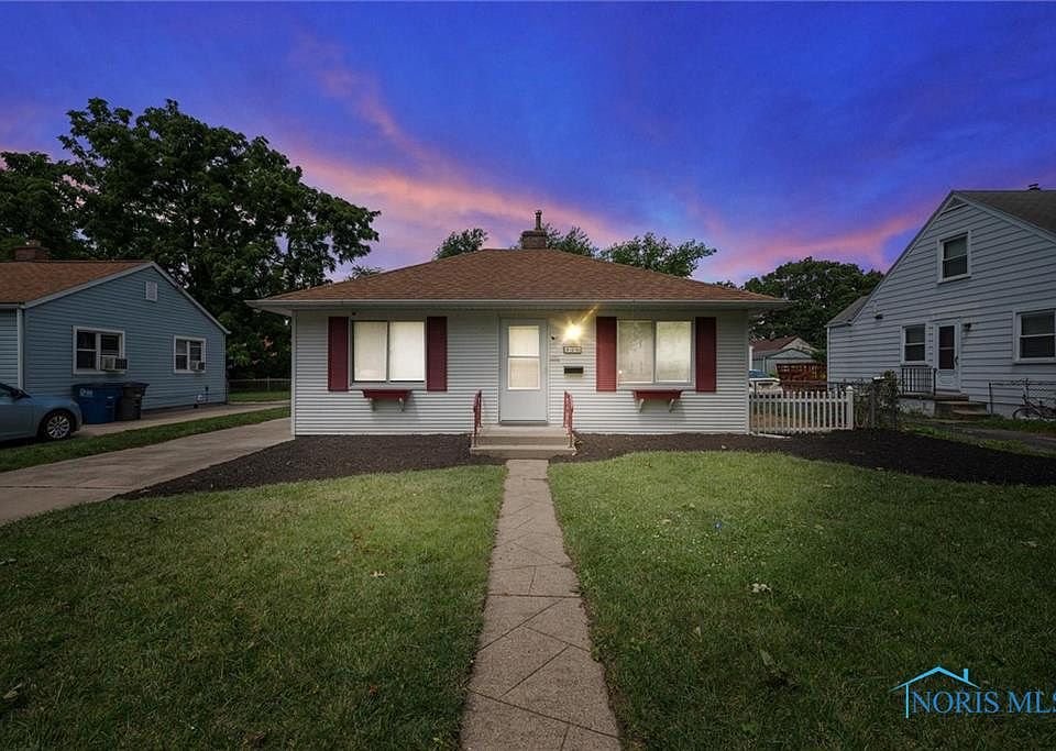 1st image of 310 Pasadena Blvd