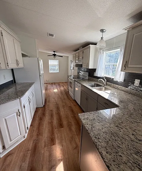 2575 Pellicer Rd #A — Photo 6