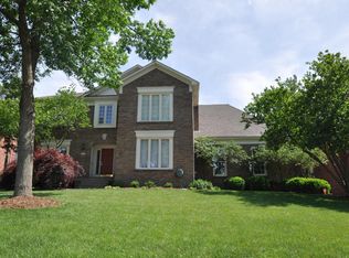 1019 Lodge Hill Rd, Louisville, KY 40223