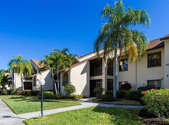 2nd image of 8256 Charter Club Cir Unit 9
