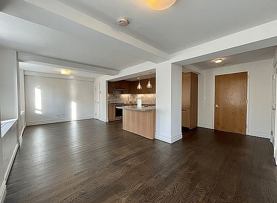 3rd image of 752 W End Ave APT 9B