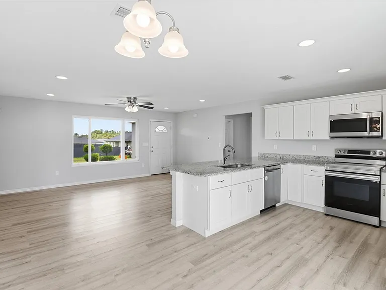 2584 SW 154th Ln — Photo 8