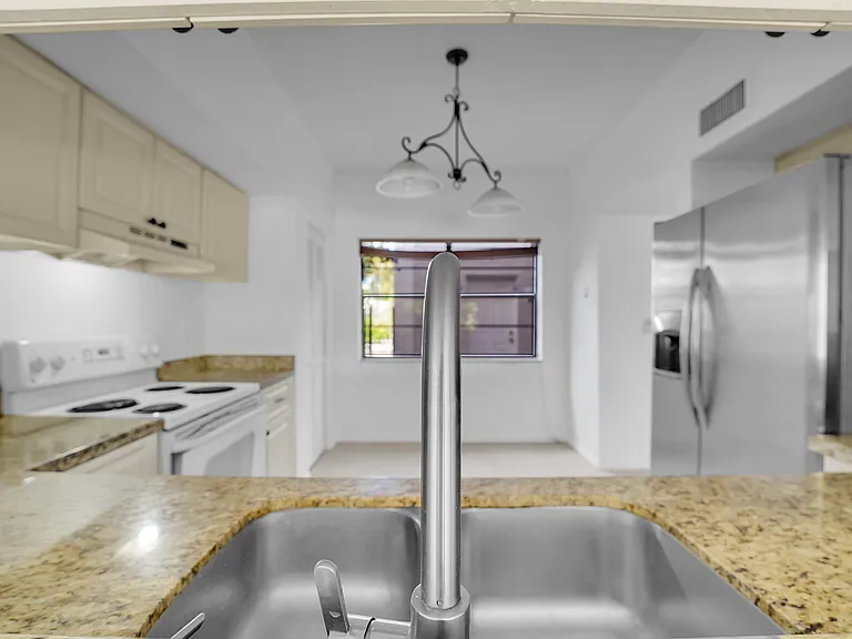 6654 Villa Sonrisa Dr #412 — Photo 34