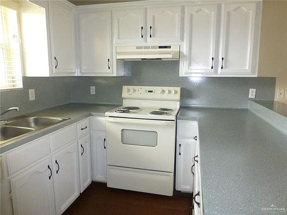 5th image of 2501 Hibiscus Ave